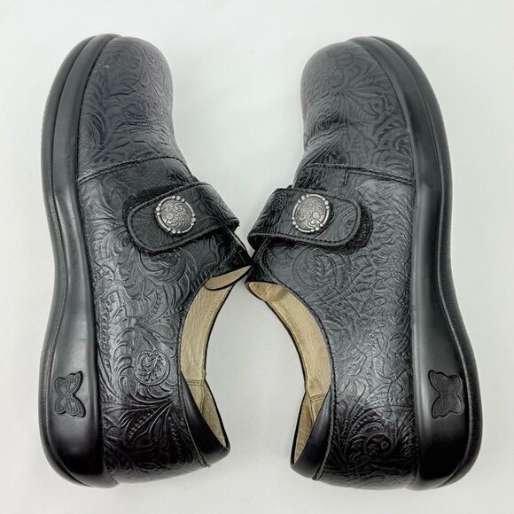 Alegria JOLEEN Black Tooled Floral Leather Slip On Adjustable Strap Support Clog - Picture 8 of 16